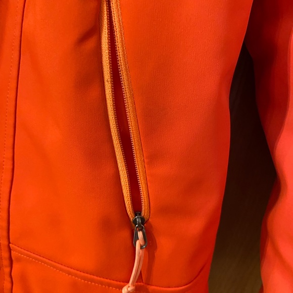 North Face Jacket - Picture 3 of 6